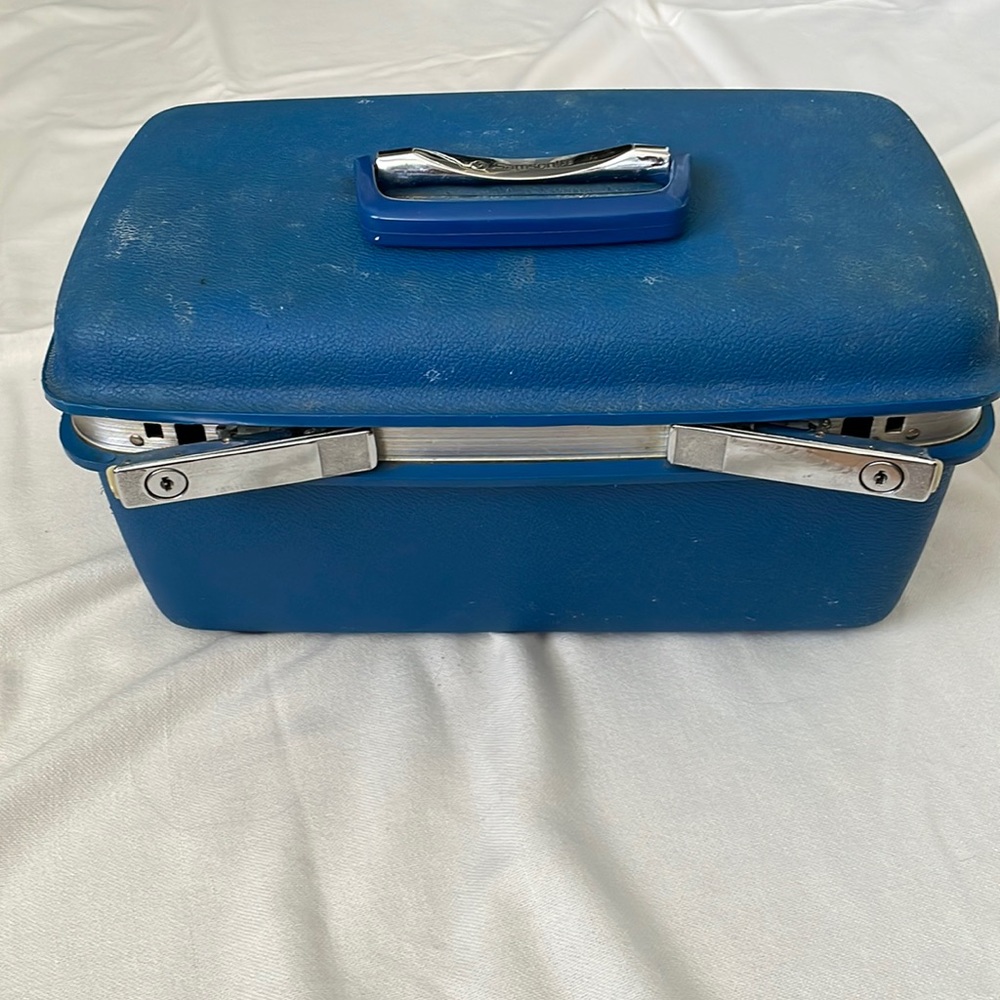 Vintage Samsonite Travel Case